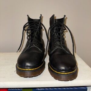 Dr. Martin's Black Vintage 90s boots US size 8, UK 6